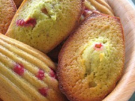 Recette madeleines pistache et groseilles